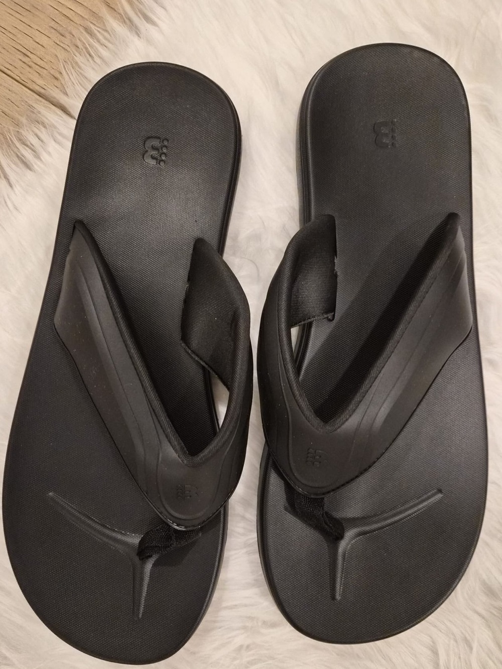 Bench Men's Black Foam Flip-Flop Sandals